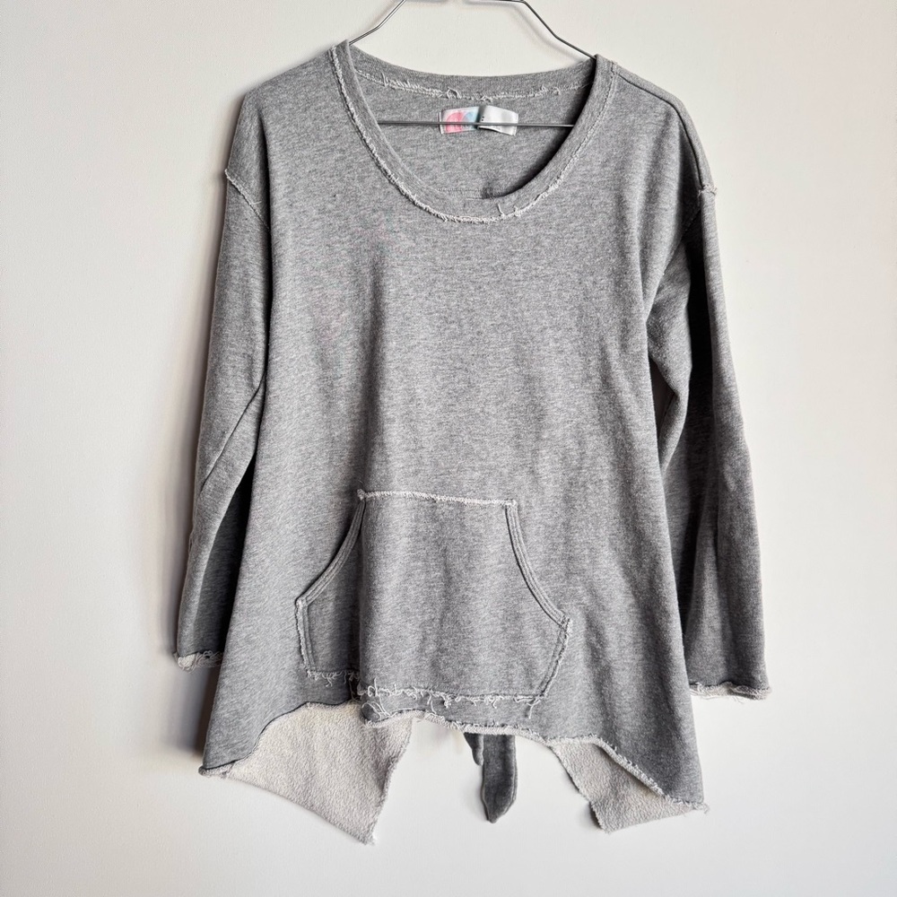 Free People Asymmetrical Gray 3/4 Sleeve Sweatshirt